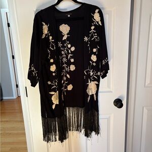 Elegant Black Floral Kimono Cardigan